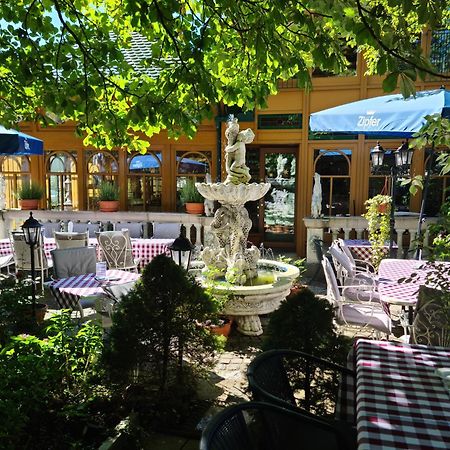 Hoeckner Plaza Hotel Attnang-Puchheim ภายนอก รูปภาพ