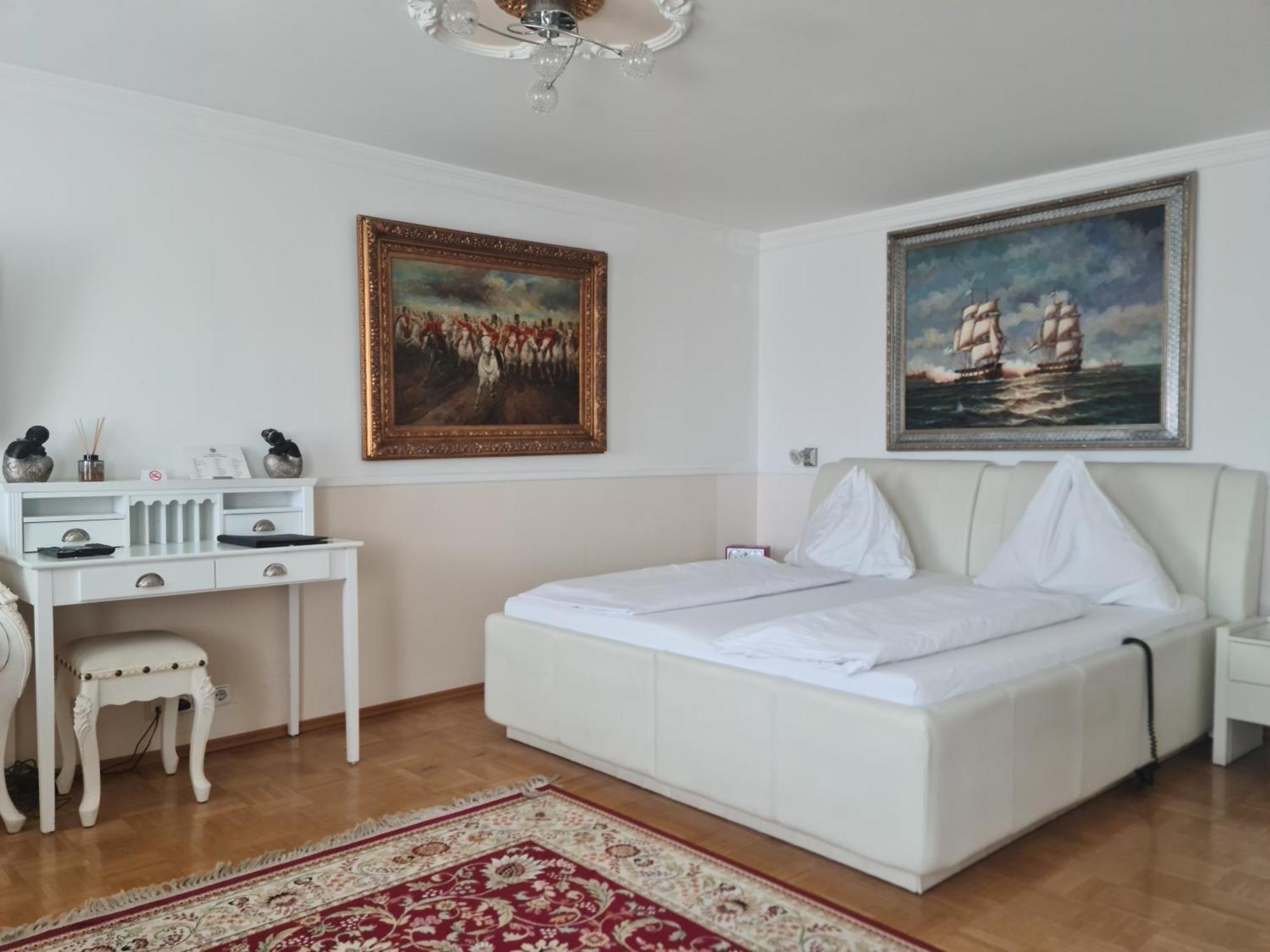 Hoeckner Plaza Hotel Attnang-Puchheim ภายนอก รูปภาพ