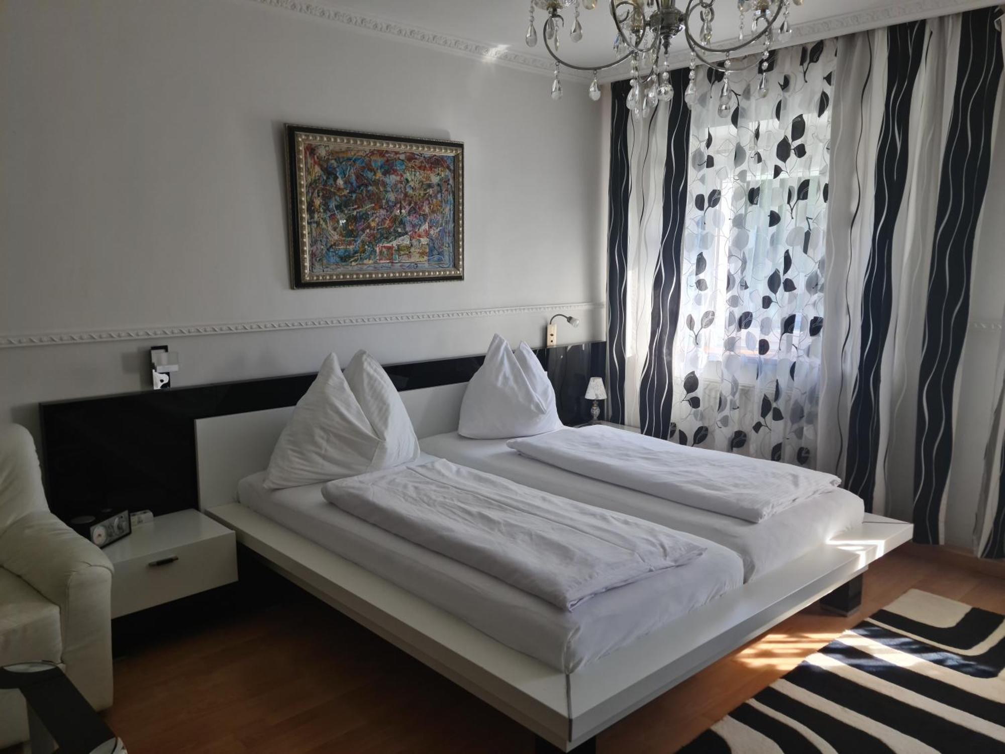 Hoeckner Plaza Hotel Attnang-Puchheim ภายนอก รูปภาพ