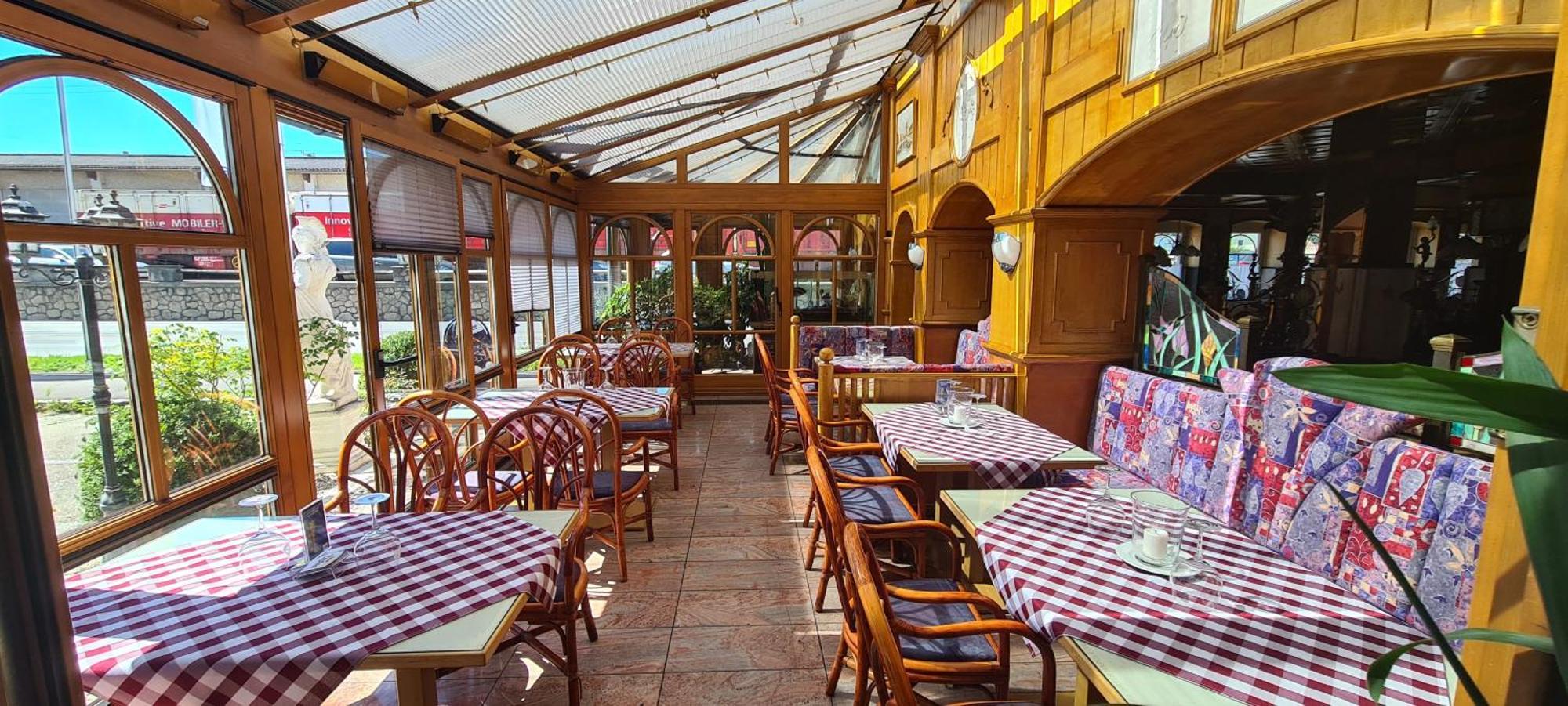 Hoeckner Plaza Hotel Attnang-Puchheim ภายนอก รูปภาพ