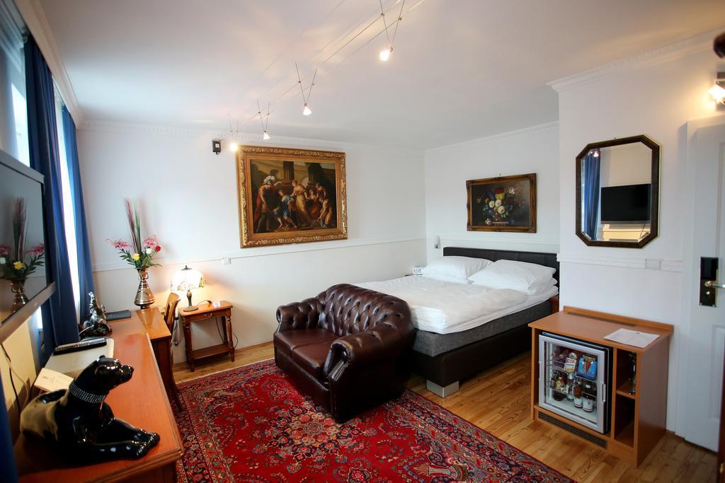 Hoeckner Plaza Hotel Attnang-Puchheim ภายนอก รูปภาพ