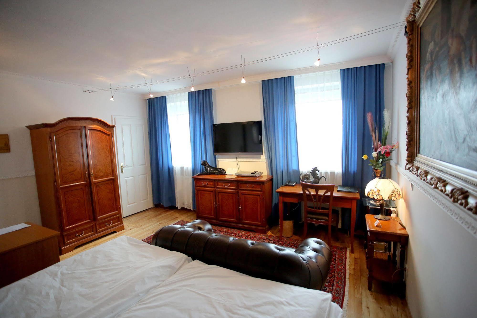 Hoeckner Plaza Hotel Attnang-Puchheim ภายนอก รูปภาพ